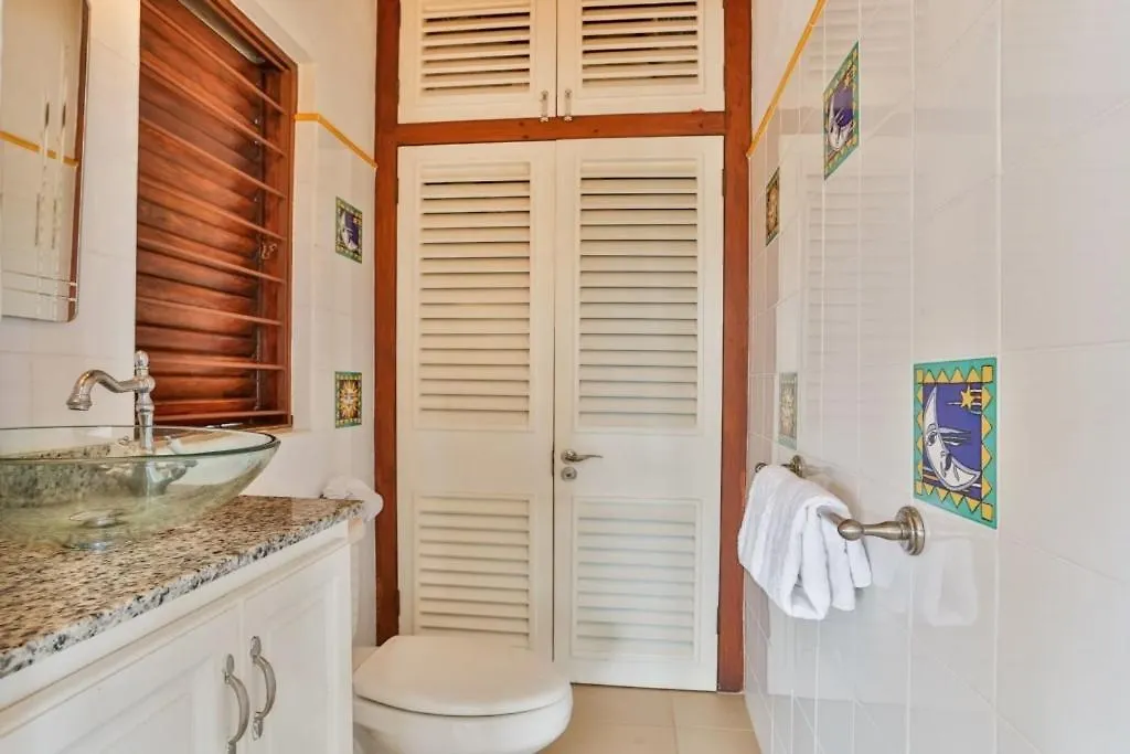Hilltop 1-Bed Villa With Great Views Out To Sea - Villa Cadasse Villa Cap Estate Saint Lucia