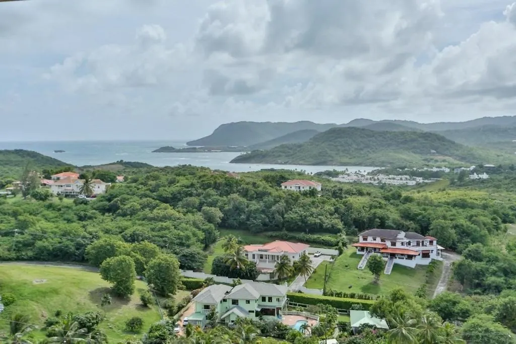 Hilltop 1-Bed Villa With Great Views Out To Sea - Villa Cadasse Villa Cap Estate
